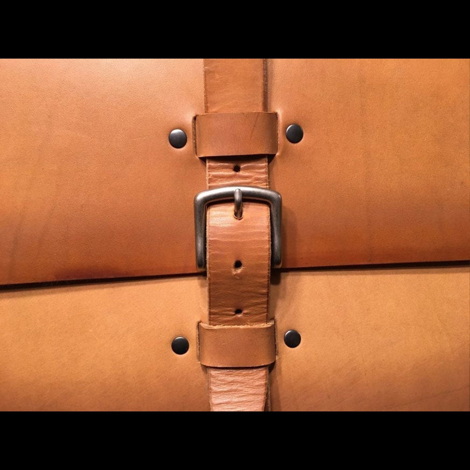 Mens-leather-satchel-briefcase