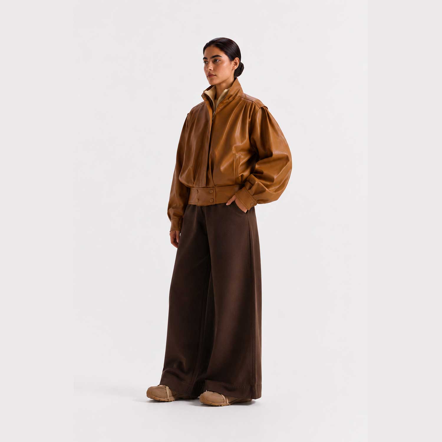oversized leather
leather bomber
brown leather
women leather
lambskin jacket
oversized jacket
bomber jacket
luxury jacket
brown bomber
women bomber
leather outerwear
designer jacket
saltco leather