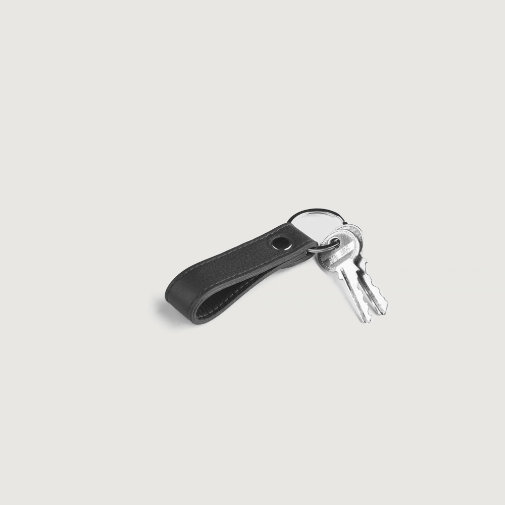 Vinn Black Leather Keychain